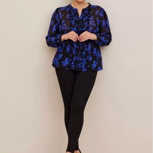 NWT Torrid Chiffon Clip Dot Ruffle Front Top-Floral Blue